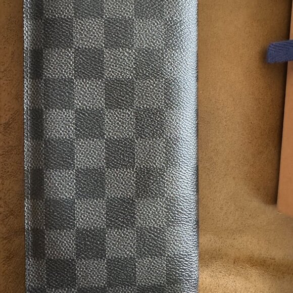 Louis Vuitton Graphite Wallet - Picture 3 of 4